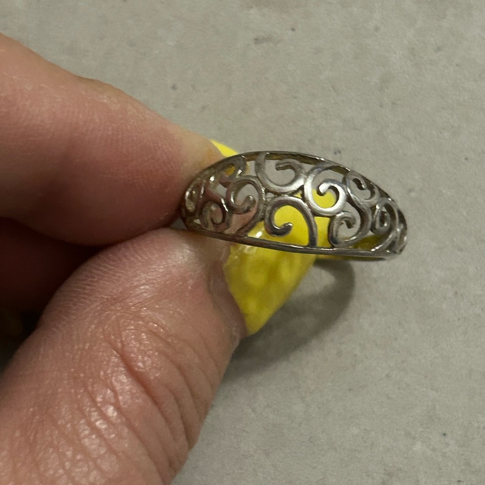 Women’s Vintage NV Scrolls & Swirls Openwork Sterling Silver Ring - Size 10.